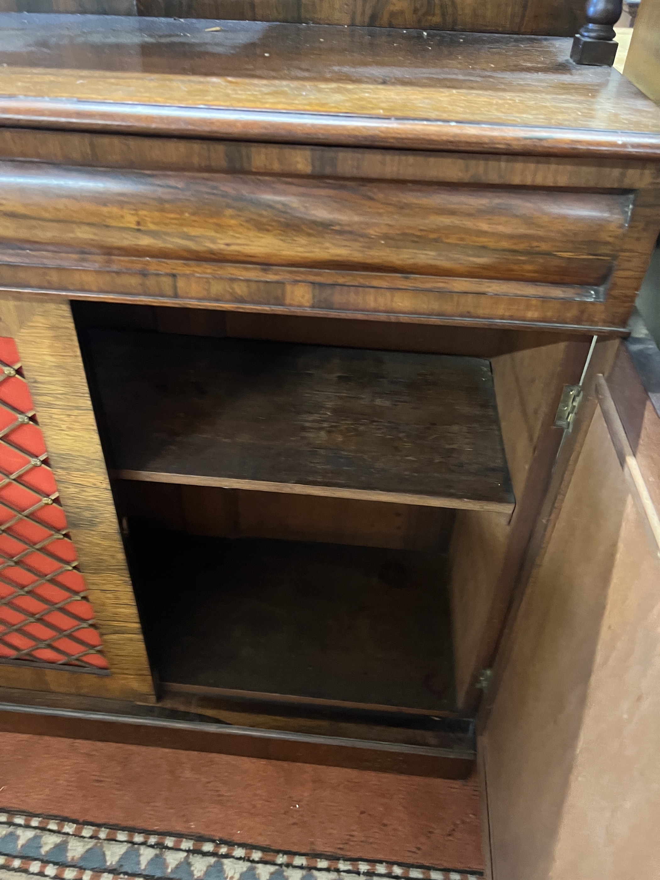 A small Regency rosewood chiffonier, width 83cm, depth 34cm, height 107cm